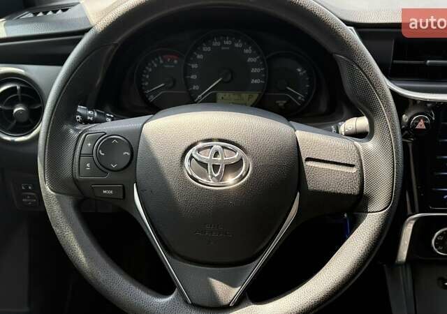 Сірий Тойота Королла, об'ємом двигуна 1.6 л та пробігом 134 тис. км за 14522 $, фото 12 на Automoto.ua