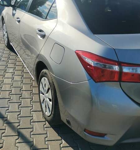 Серый Тойота Королла, объемом двигателя 1.33 л и пробегом 185 тыс. км за 13700 $, фото 14 на Automoto.ua