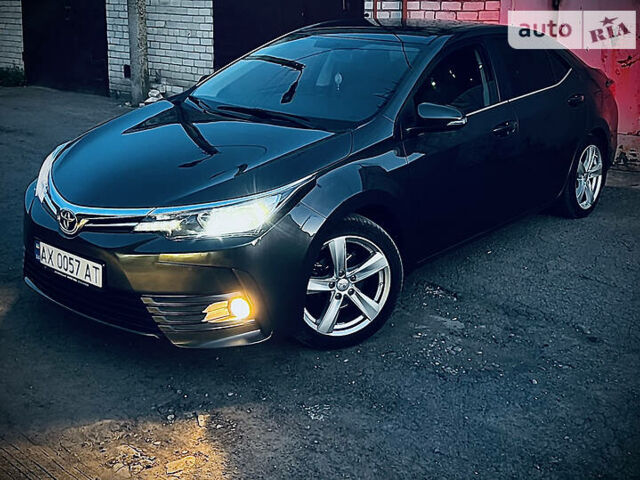 Серый Тойота Королла, объемом двигателя 1.6 л и пробегом 149 тыс. км за 17100 $, фото 11 на Automoto.ua