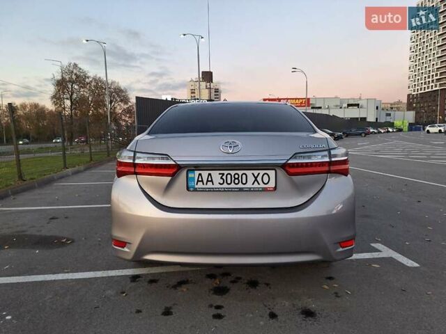 Серый Тойота Королла, объемом двигателя 1.6 л и пробегом 80 тыс. км за 15999 $, фото 4 на Automoto.ua