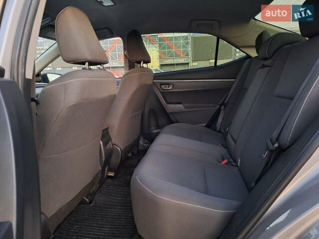 Серый Тойота Королла, объемом двигателя 1.6 л и пробегом 80 тыс. км за 15999 $, фото 7 на Automoto.ua