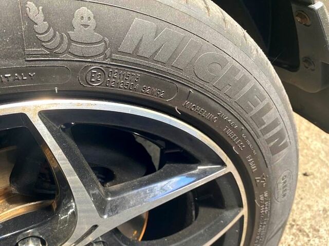 Серый Тойота Королла, объемом двигателя 1.6 л и пробегом 95 тыс. км за 15300 $, фото 7 на Automoto.ua