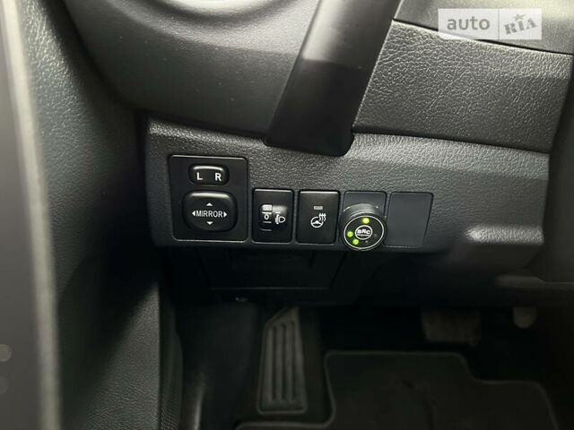 Серый Тойота Королла, объемом двигателя 1.6 л и пробегом 149 тыс. км за 17100 $, фото 7 на Automoto.ua