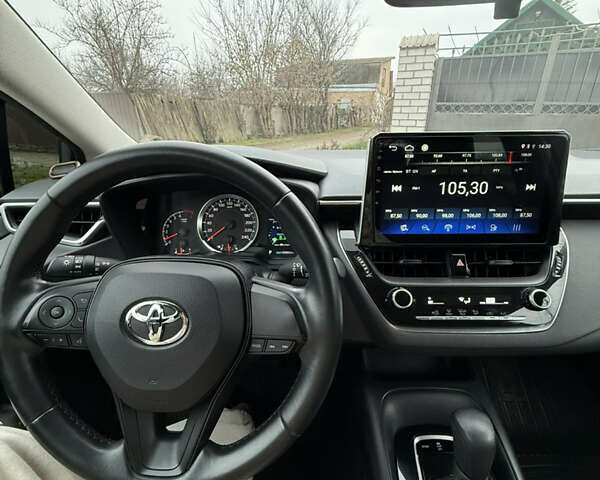 Серый Тойота Королла, объемом двигателя 1.6 л и пробегом 101 тыс. км за 16000 $, фото 7 на Automoto.ua