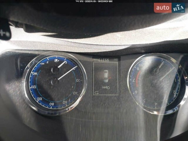 Сірий Тойота Королла, об'ємом двигуна 1.8 л та пробігом 154 тис. км за 2850 $, фото 5 на Automoto.ua