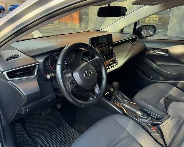 Сірий Тойота Королла, об'ємом двигуна 1.6 л та пробігом 100 тис. км за 16199 $, фото 6 на Automoto.ua