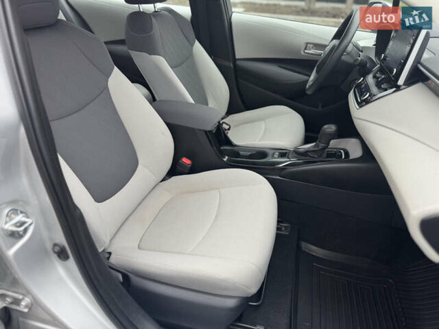 Серый Тойота Королла, объемом двигателя 1.8 л и пробегом 56 тыс. км за 14200 $, фото 29 на Automoto.ua