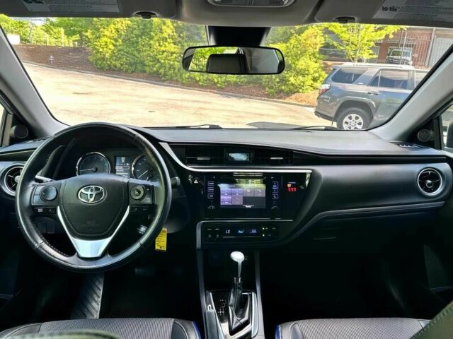 Серый Тойота Королла, объемом двигателя 1.8 л и пробегом 32 тыс. км за 6500 $, фото 12 на Automoto.ua