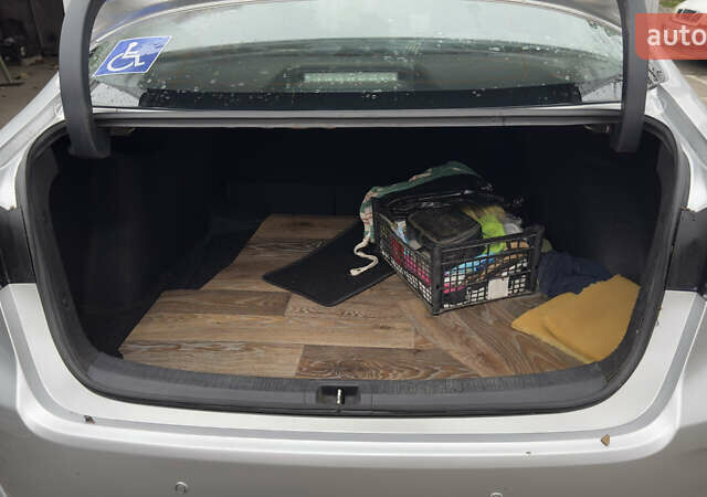 Серый Тойота Королла, объемом двигателя 1.6 л и пробегом 76 тыс. км за 15500 $, фото 13 на Automoto.ua