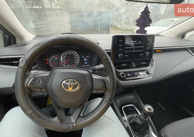 Серый Тойота Королла, объемом двигателя 1.6 л и пробегом 76 тыс. км за 15500 $, фото 2 на Automoto.ua