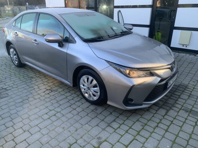 Серый Тойота Королла, объемом двигателя 1.6 л и пробегом 118 тыс. км за 14000 $, фото 1 на Automoto.ua