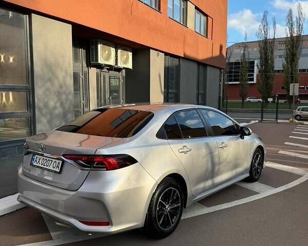 Сірий Тойота Королла, об'ємом двигуна 1.6 л та пробігом 100 тис. км за 16199 $, фото 3 на Automoto.ua