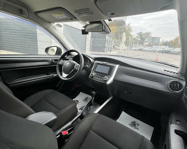 Серый Тойота Королла, объемом двигателя 1.5 л и пробегом 44 тыс. км за 14000 $, фото 23 на Automoto.ua