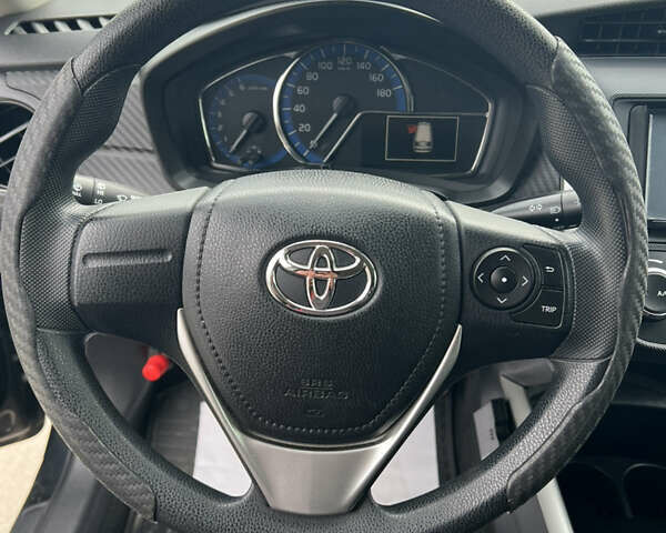 Серый Тойота Королла, объемом двигателя 1.5 л и пробегом 44 тыс. км за 14000 $, фото 17 на Automoto.ua