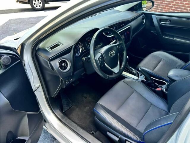 Серый Тойота Королла, объемом двигателя 1.8 л и пробегом 32 тыс. км за 6500 $, фото 11 на Automoto.ua