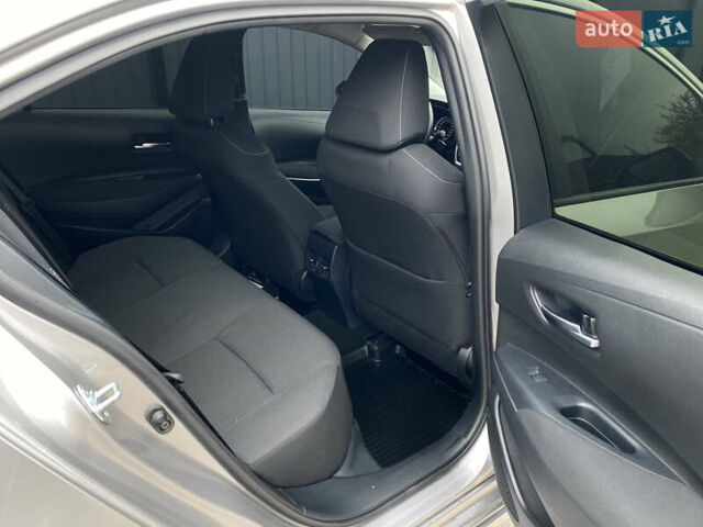 Сірий Тойота Королла, об'ємом двигуна 1.6 л та пробігом 29 тис. км за 19499 $, фото 24 на Automoto.ua