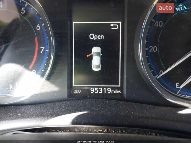 Сірий Тойота Королла, об'ємом двигуна 1.8 л та пробігом 154 тис. км за 2850 $, фото 13 на Automoto.ua