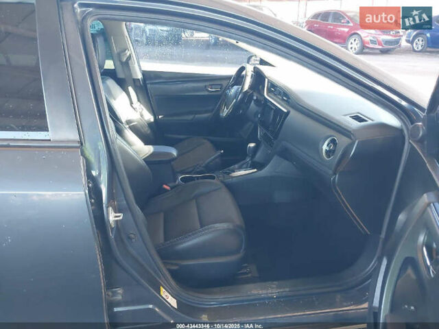 Сірий Тойота Королла, об'ємом двигуна 1.8 л та пробігом 154 тис. км за 2850 $, фото 3 на Automoto.ua