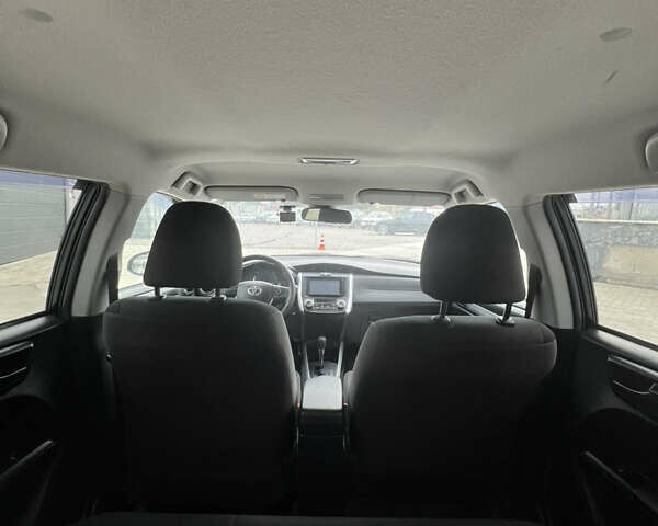 Серый Тойота Королла, объемом двигателя 1.5 л и пробегом 44 тыс. км за 14000 $, фото 27 на Automoto.ua