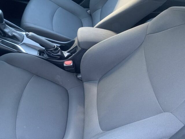 Серый Тойота Королла, объемом двигателя 1.6 л и пробегом 118 тыс. км за 14000 $, фото 7 на Automoto.ua