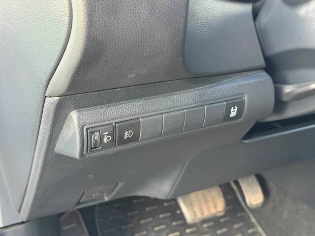 Серый Тойота Королла, объемом двигателя 1.6 л и пробегом 73 тыс. км за 16000 $, фото 14 на Automoto.ua