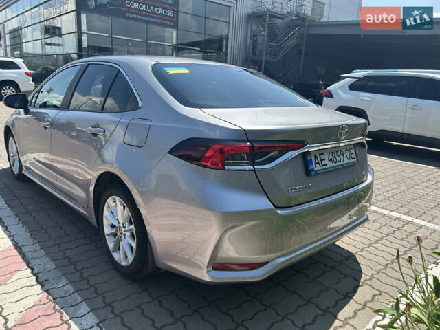 Сірий Тойота Королла, об'ємом двигуна 1.6 л та пробігом 44 тис. км за 19000 $, фото 6 на Automoto.ua