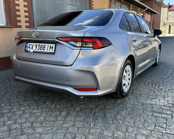 Серый Тойота Королла, объемом двигателя 1.6 л и пробегом 186 тыс. км за 14900 $, фото 4 на Automoto.ua