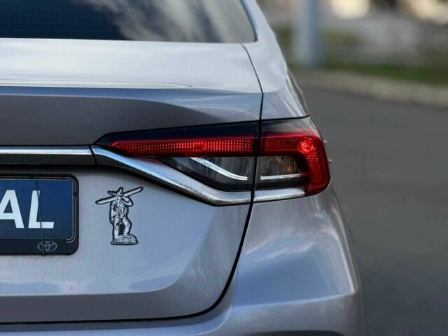 Серый Тойота Королла, объемом двигателя 1.6 л и пробегом 73 тыс. км за 16000 $, фото 9 на Automoto.ua