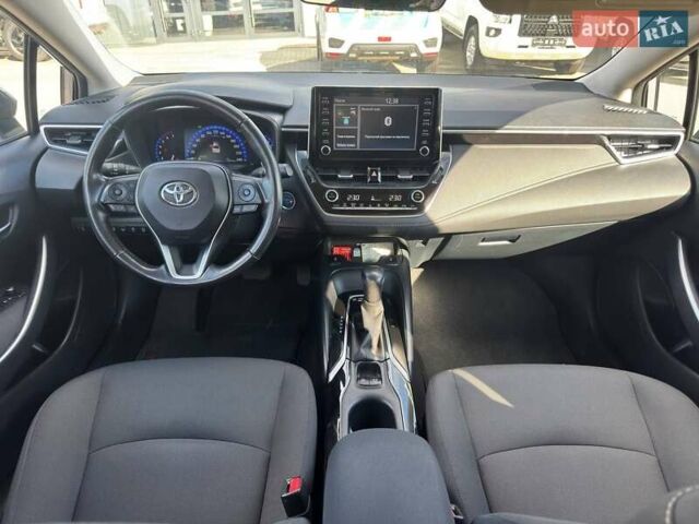 Серый Тойота Королла, объемом двигателя 1.8 л и пробегом 145 тыс. км за 18000 $, фото 3 на Automoto.ua
