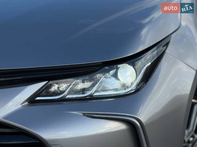 Серый Тойота Королла, объемом двигателя 1.6 л и пробегом 73 тыс. км за 16000 $, фото 5 на Automoto.ua