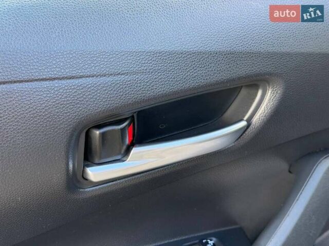 Серый Тойота Королла, объемом двигателя 1.6 л и пробегом 73 тыс. км за 16000 $, фото 31 на Automoto.ua