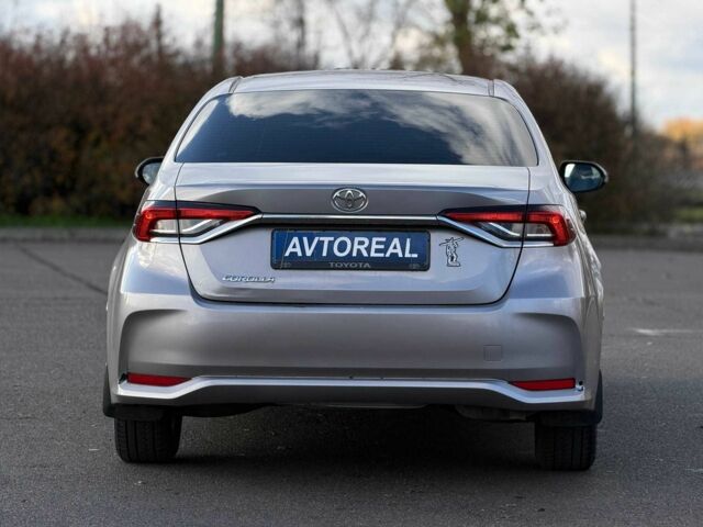 Серый Тойота Королла, объемом двигателя 1.6 л и пробегом 73 тыс. км за 16000 $, фото 6 на Automoto.ua