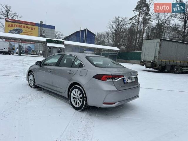 Серый Тойота Королла, объемом двигателя 1.8 л и пробегом 200 тыс. км за 18000 $, фото 2 на Automoto.ua