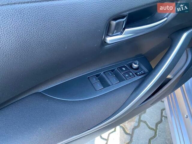 Серый Тойота Королла, объемом двигателя 1.8 л и пробегом 37 тыс. км за 23950 $, фото 31 на Automoto.ua