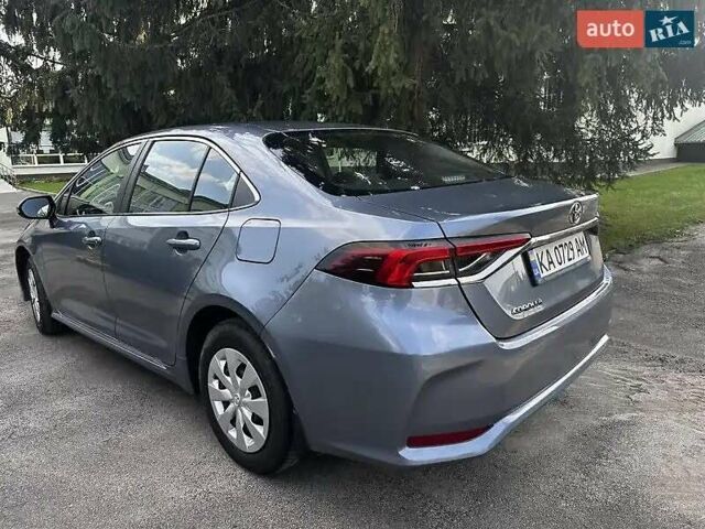 Серый Тойота Королла, объемом двигателя 1.6 л и пробегом 25 тыс. км за 17300 $, фото 2 на Automoto.ua
