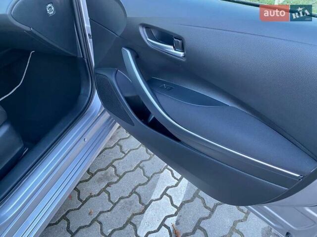 Серый Тойота Королла, объемом двигателя 1.8 л и пробегом 37 тыс. км за 23950 $, фото 25 на Automoto.ua