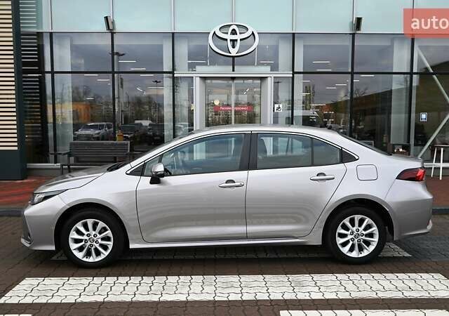 Сірий Тойота Королла, об'ємом двигуна 1.6 л та пробігом 27 тис. км за 21007 $, фото 2 на Automoto.ua