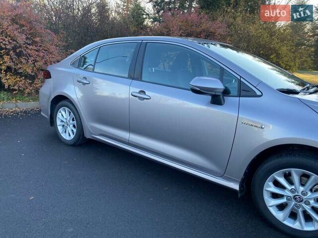 Серый Тойота Королла, объемом двигателя 1.8 л и пробегом 37 тыс. км за 23950 $, фото 5 на Automoto.ua