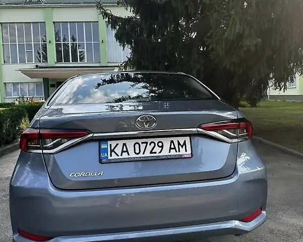 Серый Тойота Королла, объемом двигателя 1.6 л и пробегом 25 тыс. км за 17300 $, фото 1 на Automoto.ua