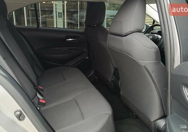 Серый Тойота Королла, объемом двигателя 1.6 л и пробегом 69 тыс. км за 17433 $, фото 6 на Automoto.ua