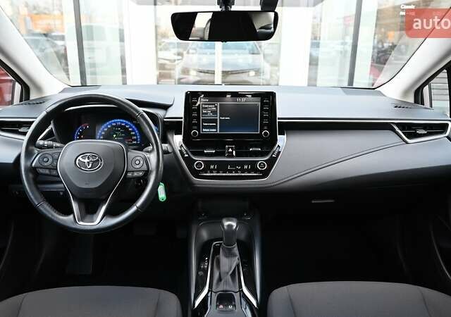 Сірий Тойота Королла, об'ємом двигуна 1.6 л та пробігом 27 тис. км за 21007 $, фото 7 на Automoto.ua