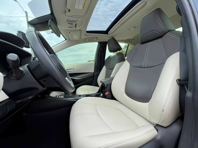 Серый Тойота Королла, объемом двигателя 1.8 л и пробегом 28 тыс. км за 12600 $, фото 6 на Automoto.ua