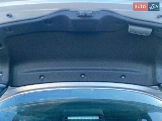Серый Тойота Королла, объемом двигателя 1.8 л и пробегом 37 тыс. км за 23950 $, фото 34 на Automoto.ua