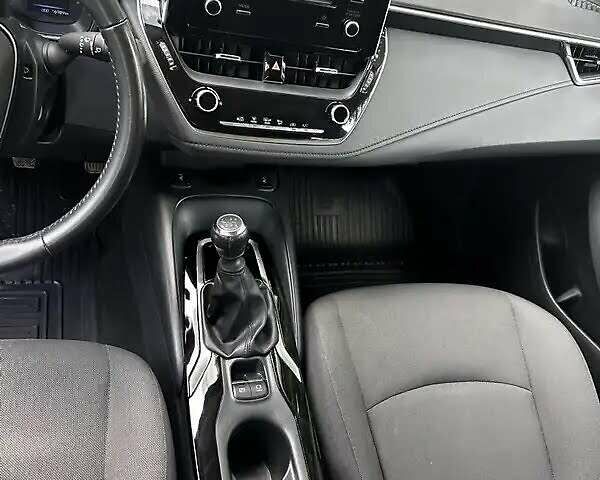 Серый Тойота Королла, объемом двигателя 1.6 л и пробегом 25 тыс. км за 17300 $, фото 8 на Automoto.ua