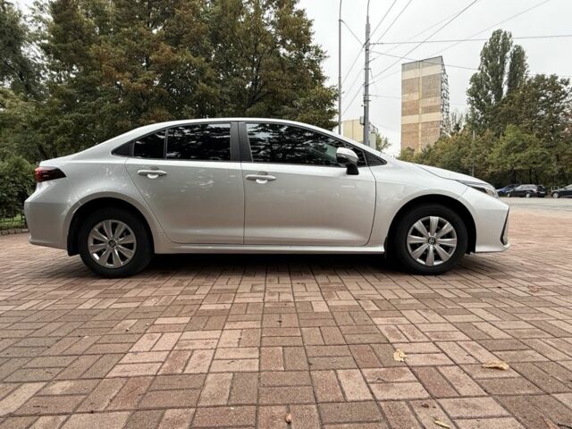 Сірий Тойота Королла, об'ємом двигуна 1.6 л та пробігом 59 тис. км за 17200 $, фото 1 на Automoto.ua