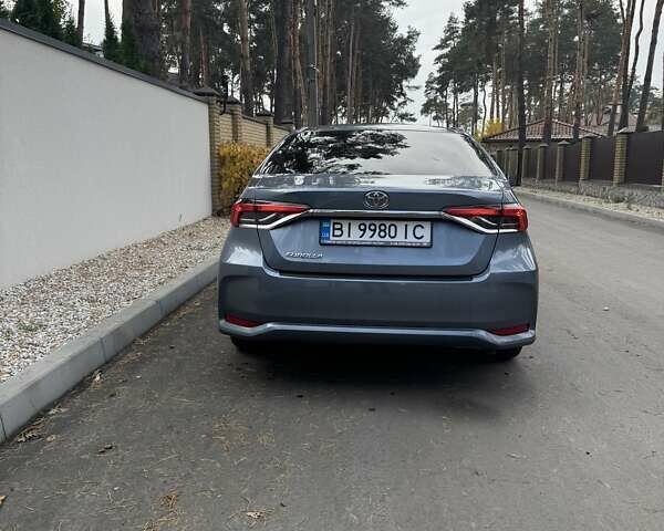 Серый Тойота Королла, объемом двигателя 1.6 л и пробегом 22 тыс. км за 21499 $, фото 4 на Automoto.ua