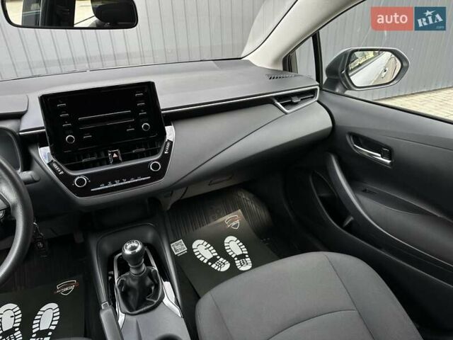 Сірий Тойота Королла, об'ємом двигуна 1.6 л та пробігом 38 тис. км за 19900 $, фото 15 на Automoto.ua