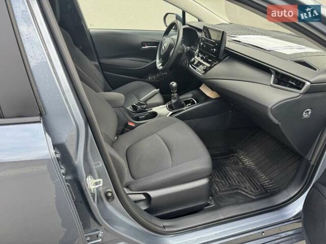 Серый Тойота Королла, объемом двигателя 1.6 л и пробегом 22 тыс. км за 21499 $, фото 9 на Automoto.ua