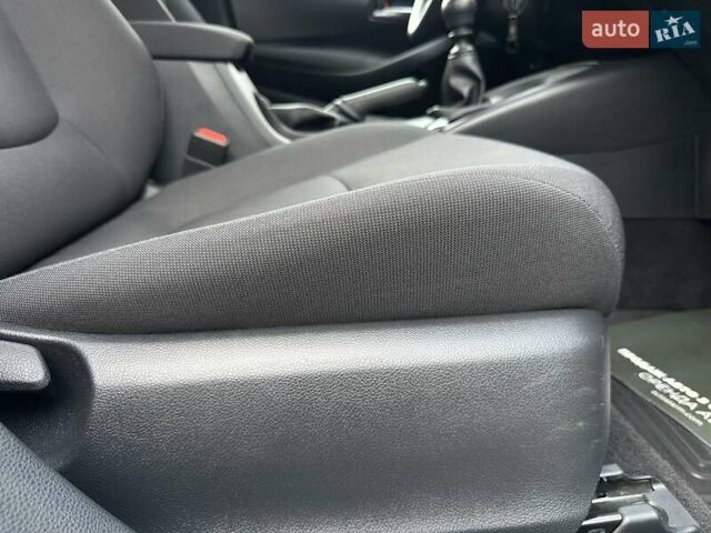 Сірий Тойота Королла, об'ємом двигуна 1.6 л та пробігом 38 тис. км за 19900 $, фото 30 на Automoto.ua