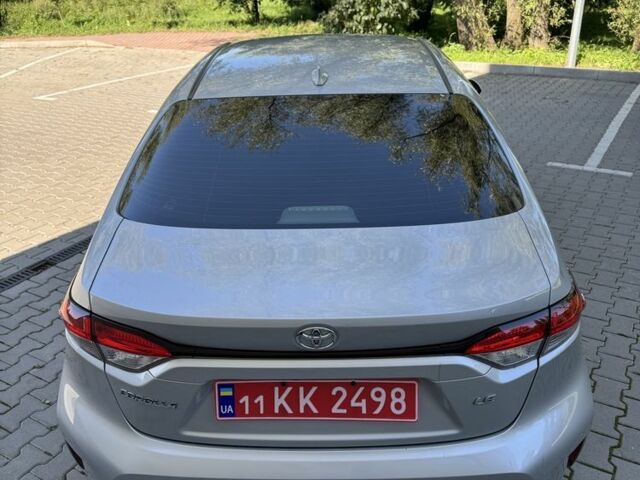 Серый Тойота Королла, объемом двигателя 1.8 л и пробегом 258 тыс. км за 13500 $, фото 4 на Automoto.ua